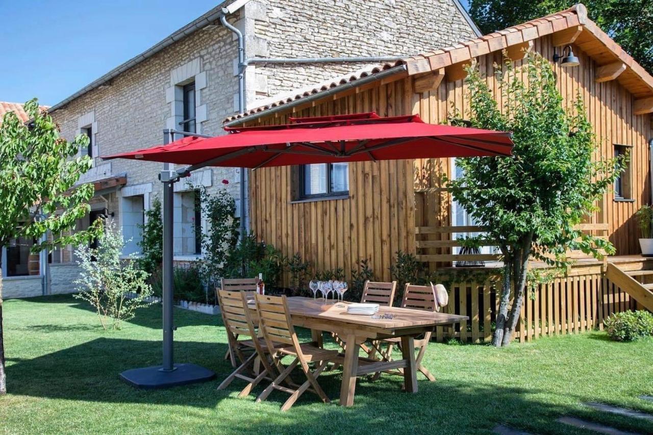 Au Logis De Bellefois - Chambres D'Hotes Neuville-du-Poitou Exterior photo